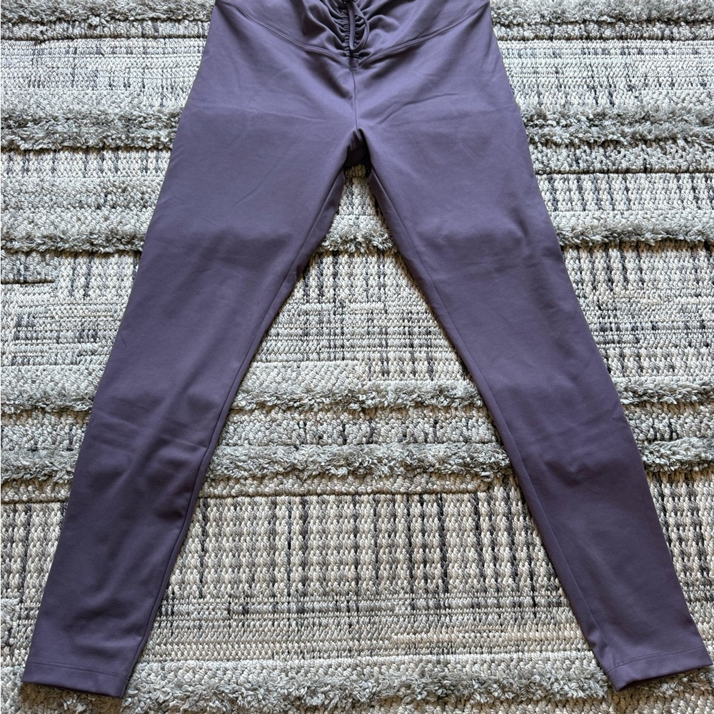Victoria’s Secret pink leggings